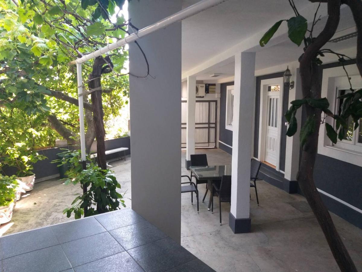 Luka Apartment Ulcinj Bagian luar foto
