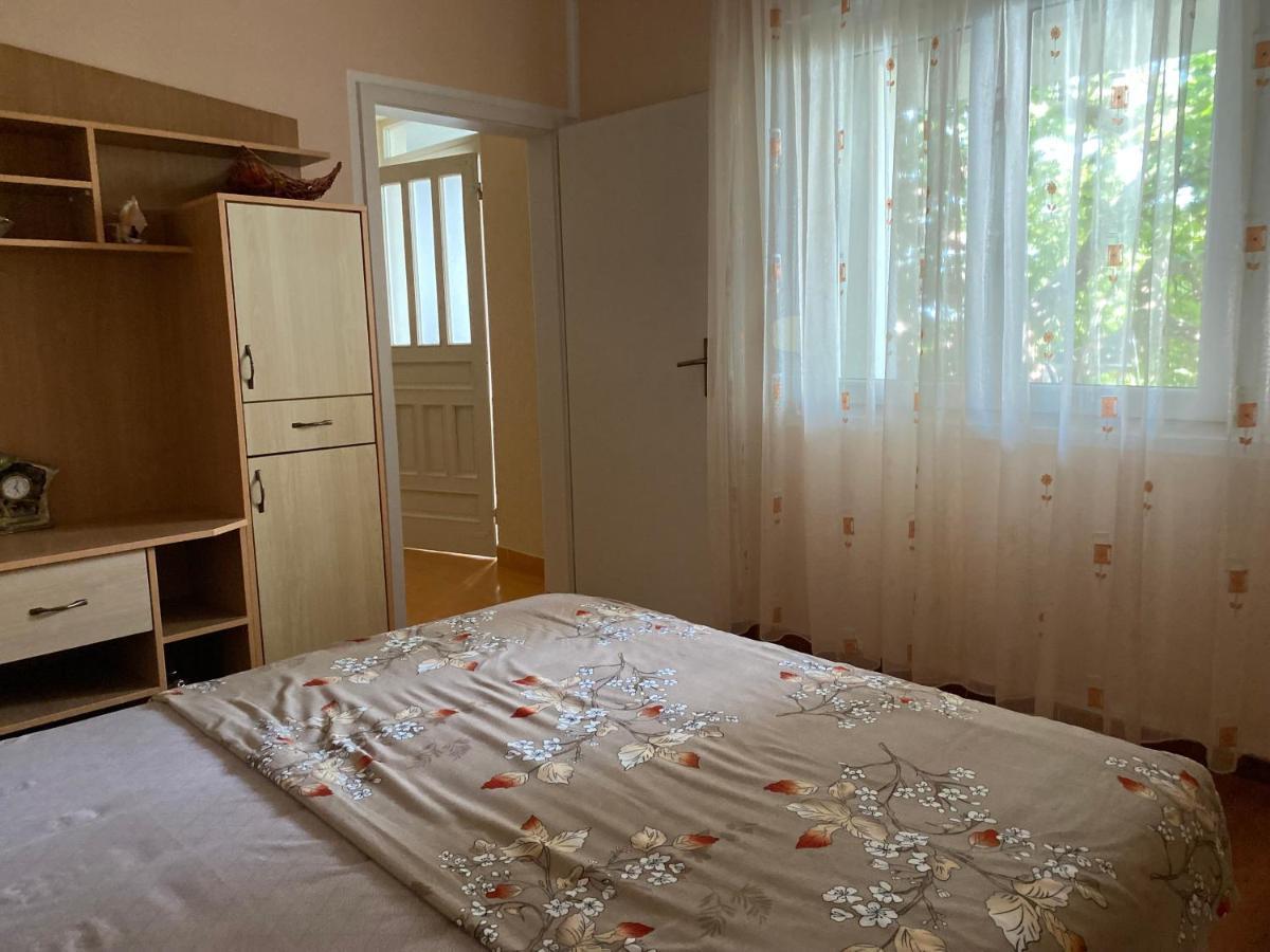 Luka Apartment Ulcinj Bagian luar foto