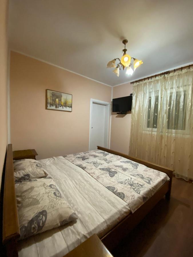 Luka Apartment Ulcinj Bagian luar foto